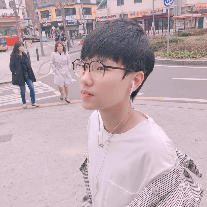 Loạt ảnh nữ tính, điệu đà chỉ muốn quên đi của sao Vpop