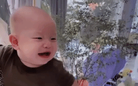 Loạt sắc thái thay đổi nhanh như chớp của Leon: lớn đi làm hài nha con