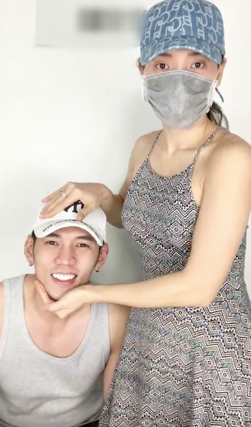 Lý Bình từ chàng trai 6 múi trở thành ma nơ canh của Phương Trinh