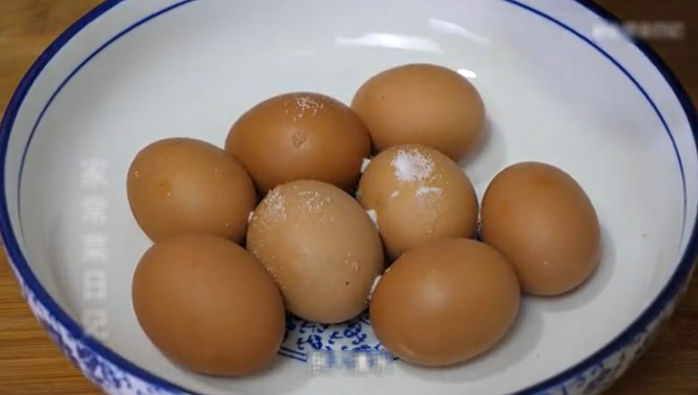 Mách bạn cách làm món trứng pha lê đang gây sốt cộng đồng mạng