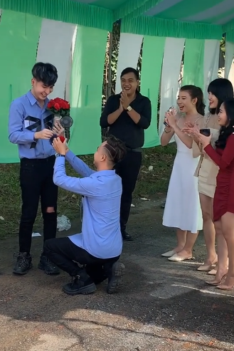 Cô dâu ném hoa cưới thành công nhất VN: nhận xong cầu hộn luôn