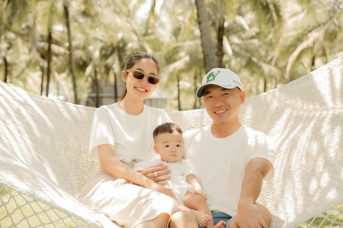 Mỹ nhân Việt book lịch chồng sau sinh: Có người xa nhau 1 năm!
