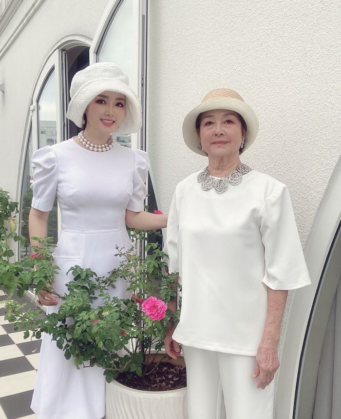 Nét đẹp bị thời gian bỏ quên của Hoa hậu Đền Hùng - Giáng My