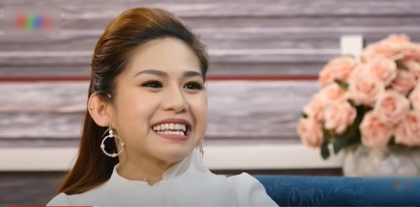 Nghệ sĩ Bình Tinh theo tiếng gọi tình yêu: Xài chung chiếc điện thoại