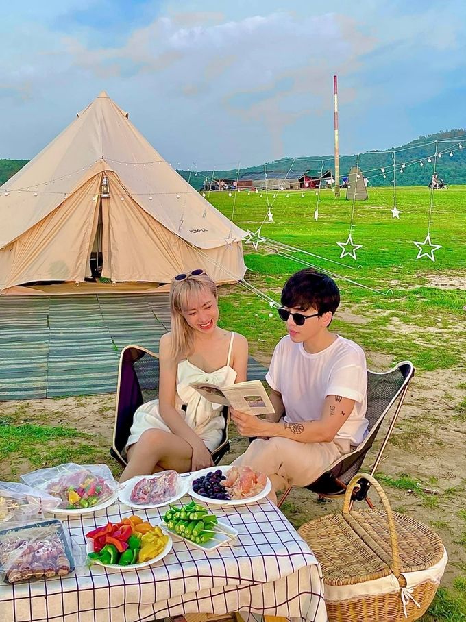Một năm Miko Lan Trinh yêu bạn trai chuyển giới: Hạnh phúc ngập tràn
