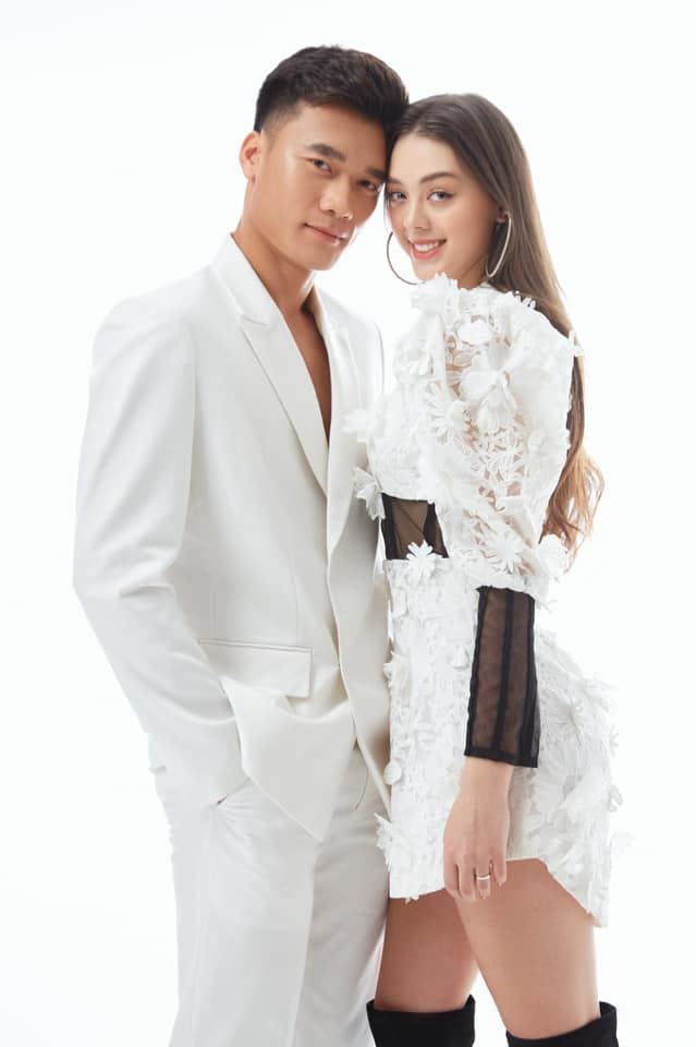 Những cặp sao Việt đẹp cả đường tình, về ngoại hình thì hừng hực