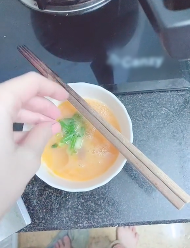 Màn trữ đông có 1-0-2 của hội ghét bếp: Canh cua thành tảng băng trôi