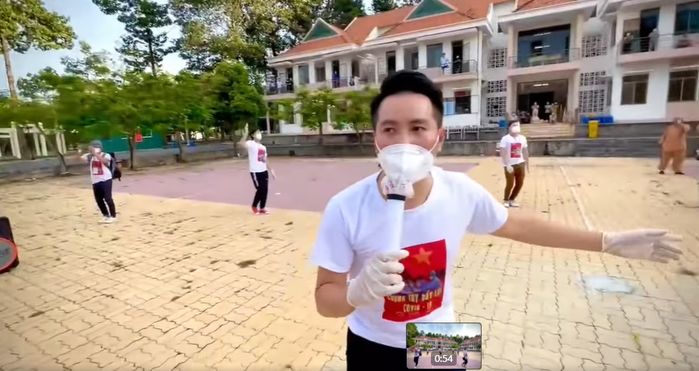 Sân khấu đặc biết nhất trong sự nghiệp của sao Việt: dấu ấn khó quên