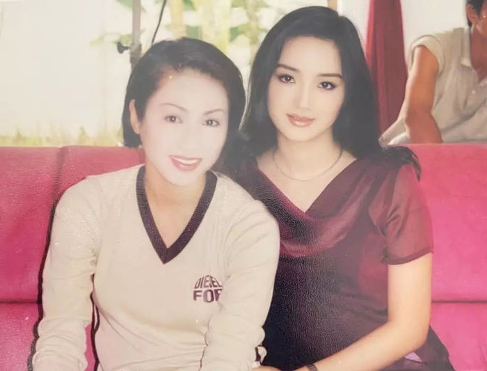 Sao Việt 14/8: Lan Ngọc xác nhận độc thân sau 7749 hint yêu Chi Dân
