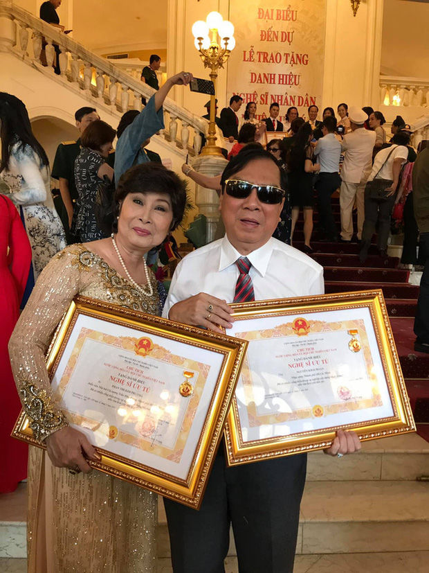 Sao Việt 24h: 2 nghệ sĩ Vbiz qua đời, Hoa hậu Diễm Hương bị nhắc nhở