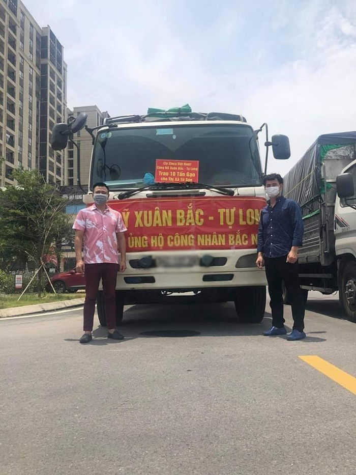 Sao Việt 24h: Con gái mang di ảnh Giang Còi dự sinh nhật