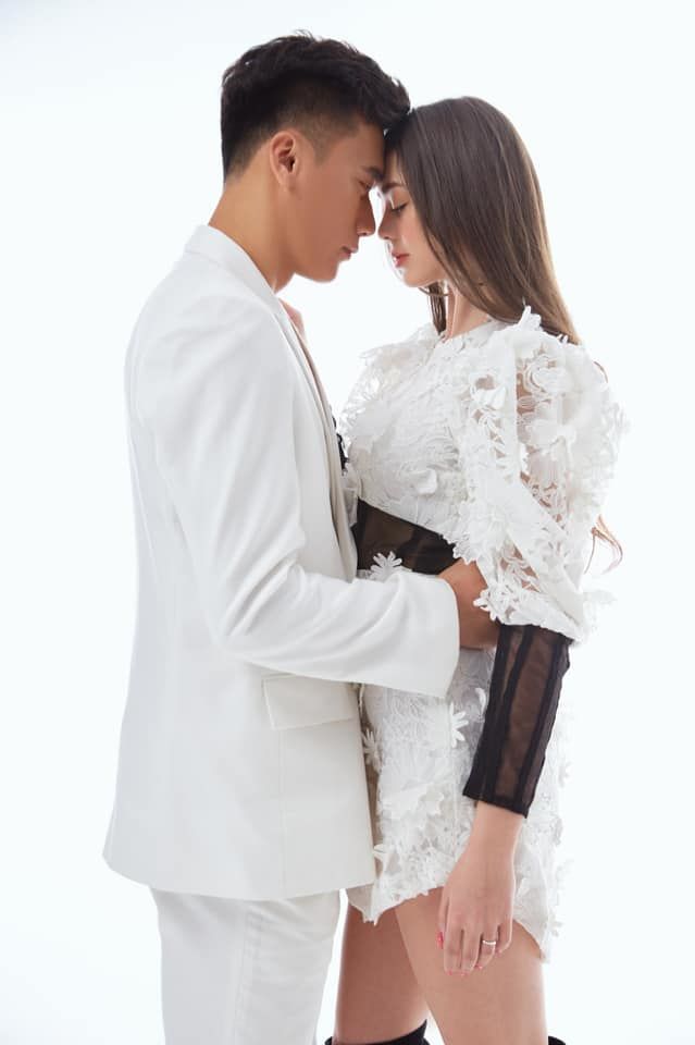 Sao Việt 24h: lộ diện con gái thứ 3 vừa chào đời nhà Hiếu Hiền