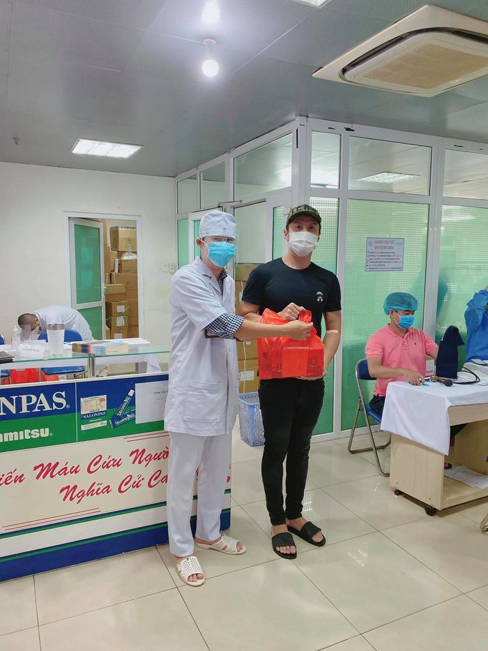 Sao Việt 24h: Hoa hậu ở biệt thự 200 tỷ sẵn sàng giúp đỡ Thiên An