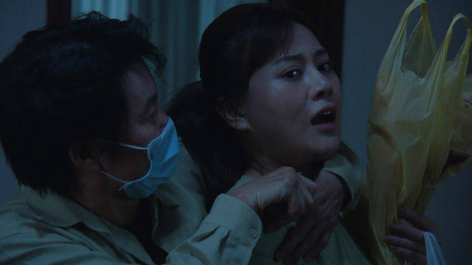 Sao Việt 24h: Long đến cứu Nam đúng lúc, Ngọc Trinh chúc phúc tình cũ