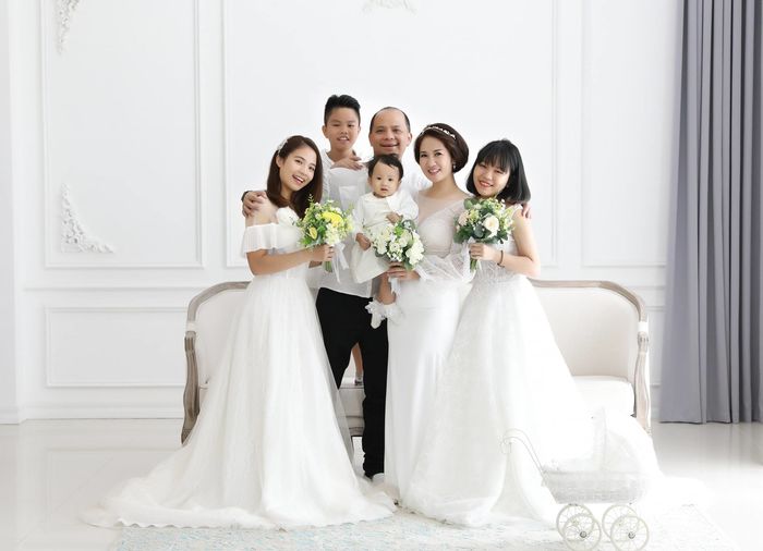 Sao Việt 24h: Nhật Kim Anh chính thức xác nhận mối quan hệ với Titi