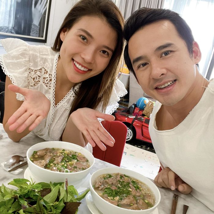 Sao Việt 24h: Phương Thanh lan toả sự vác gạo đến con gái và mẹ