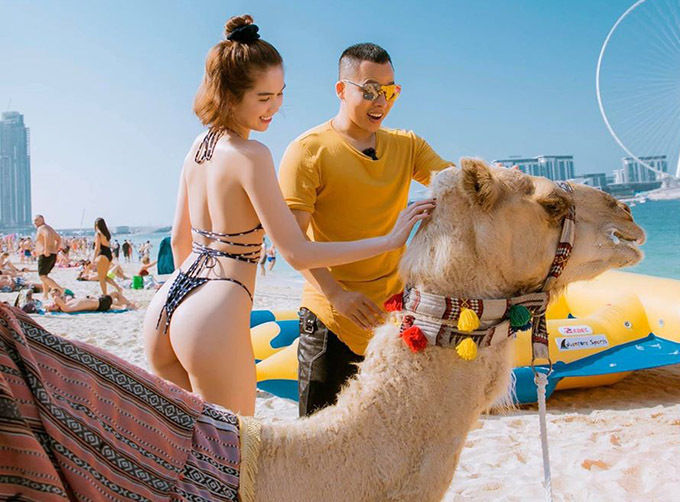 Sao Việt chơi trò của giới siêu giàu Dubai: Ngọc Trinh bung lụa