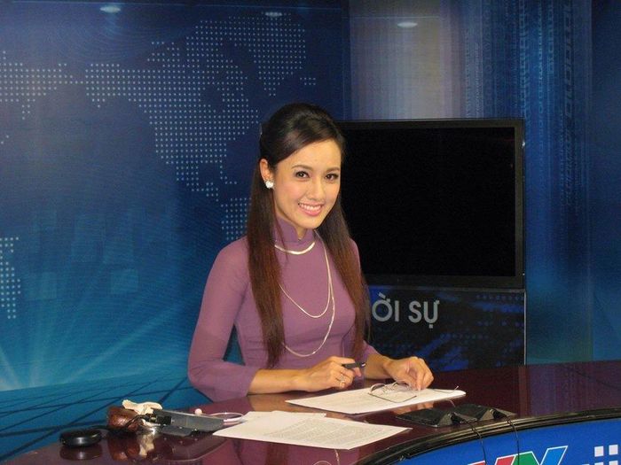 Những sao Việt chỉ cần đẹp khúc trên còn khúc dưới ra sao thì kệ