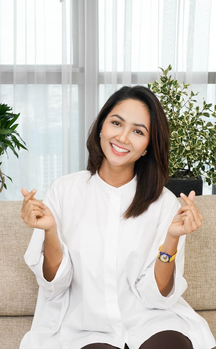 Sao Việt nâng tầm nhan sắc nhờ chỉnh răng, có người còn thành Hoa hậu