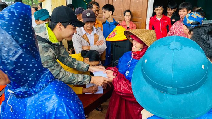 Cứ bị nghi ăn chặn, trách móc thì sao Việt còn đủ sức vì cộng đồng?