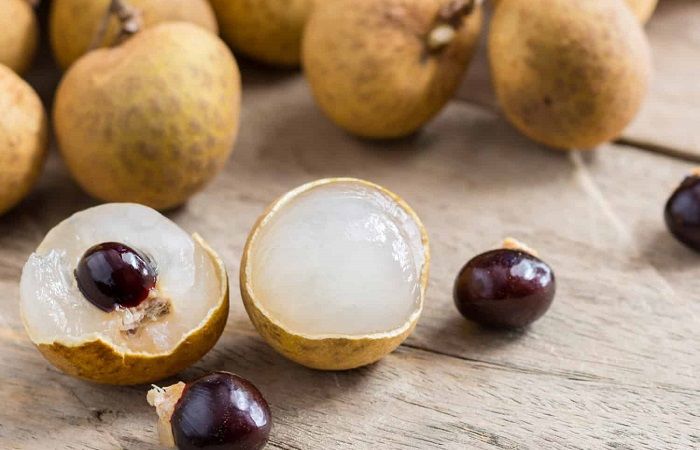 Sống mấy chục năm trời mới biết hột nhãn cũng ăn được, luộc rất ngon