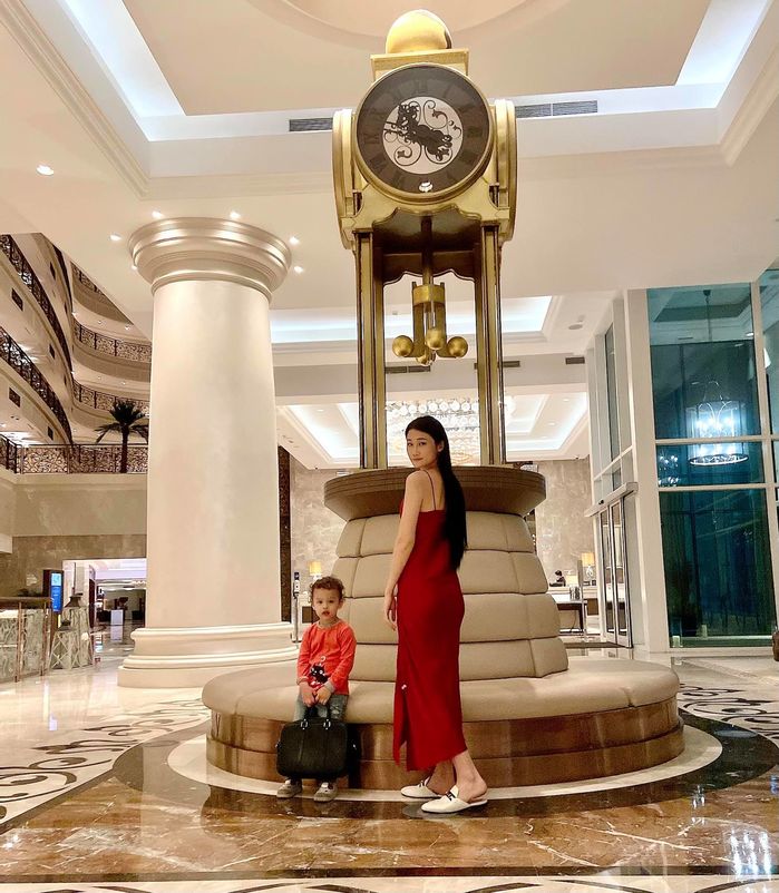 Theo chồng sang Dubai định cư, Kha Mỹ Vân sống hưởng thụ như bà hoàng