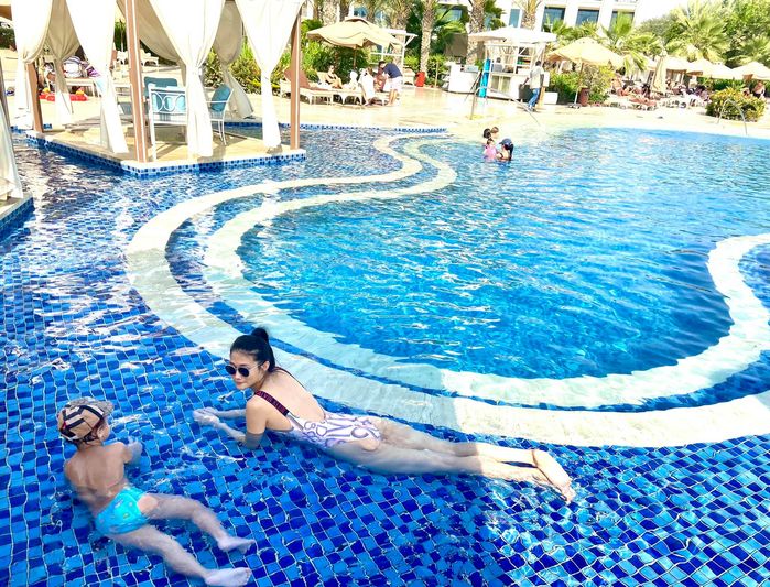 Theo chồng sang Dubai định cư, Kha Mỹ Vân sống hưởng thụ như bà hoàng