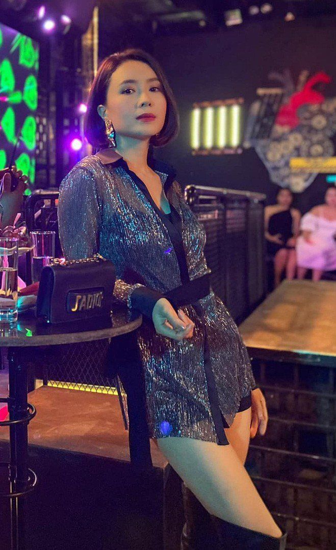 Đi bar mặc như Quỳnh Nga bảo đảm Nam còn khiến Long mê hơn nữa