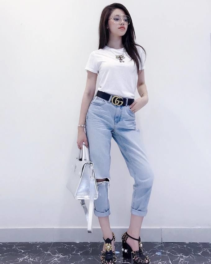 Thời trang thắt lưng buộc bụng của Nam là món tủ của sao Việt