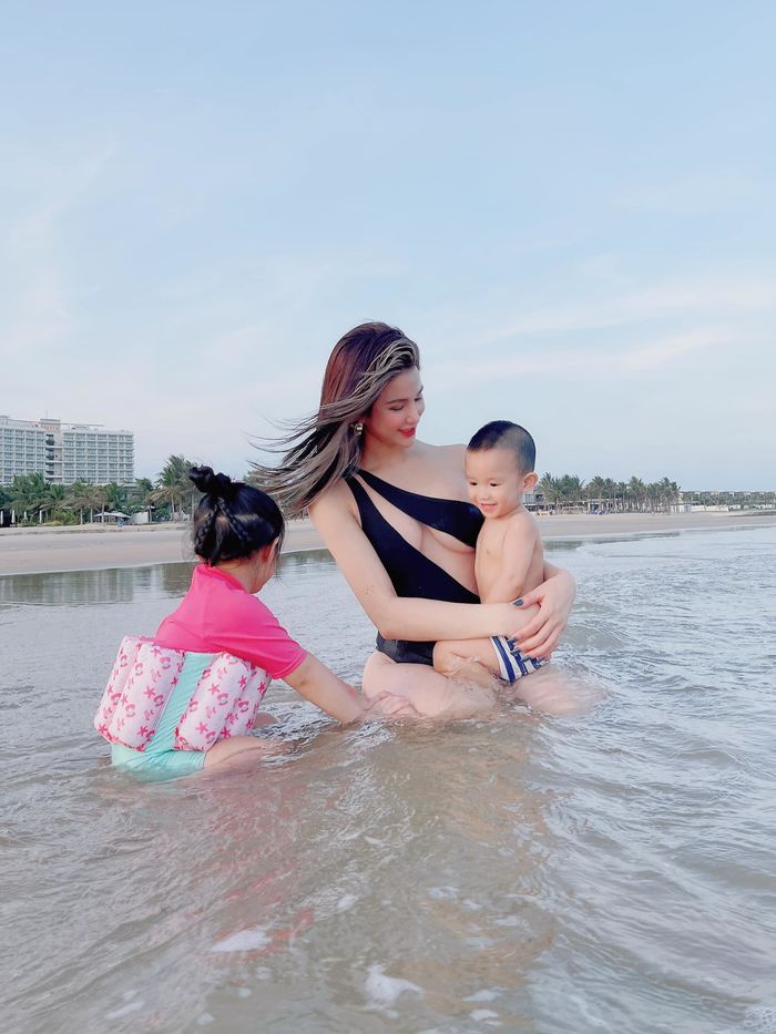 Tips giữ nhan sắc gái 2 con trông mòn con mắt của Diệp Lâm Anh