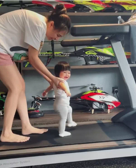 Xem dàn nhóc tỳ hot nhất MXH tập đi: Lisa làm mẹ Hà lo lắng