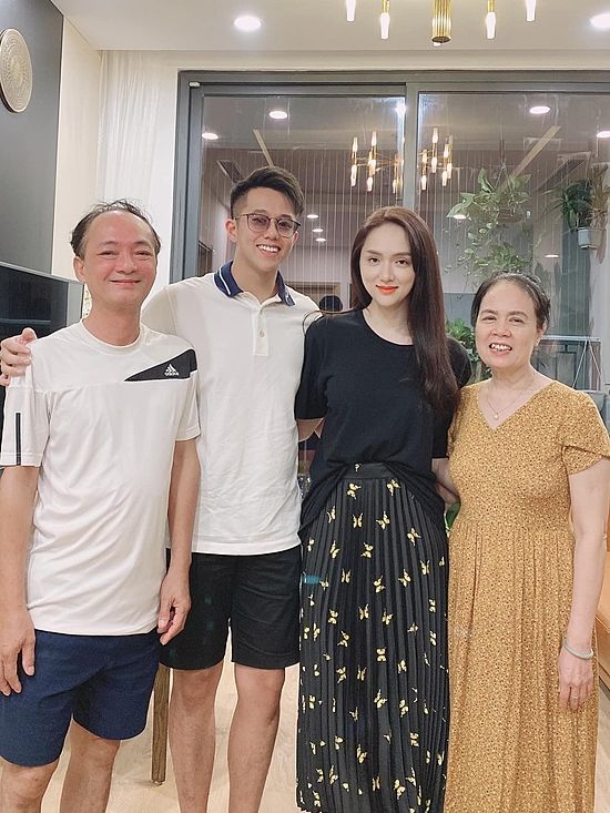 Sao Việt tham gia show hẹn hò: Jaykii có con sau 4 tháng yêu đương