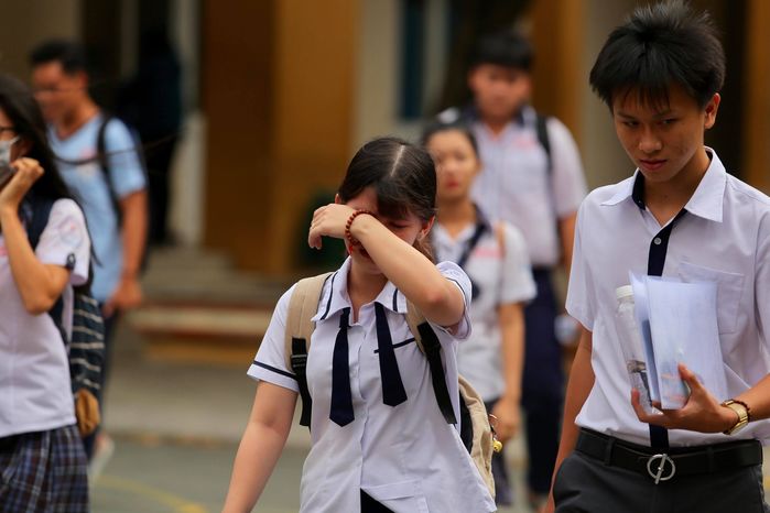 2k3 trượt đại học, bố mẹ phản ứng: Giờ sao tao dám nhìn mặt ai nữa