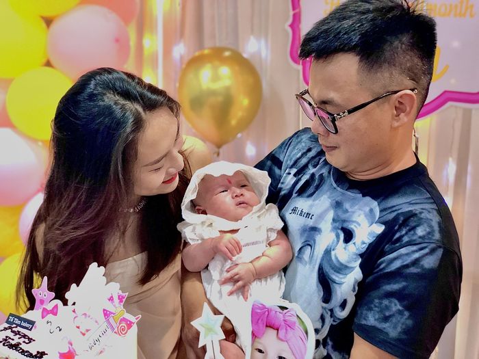 3 ngày đi rửa chén thuê, cô gái được ông chủ hơn 14 tuổi tỏ tình
