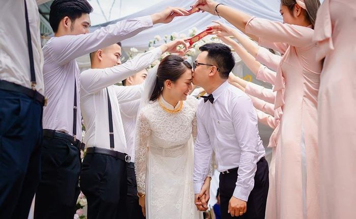 3 ngày đi rửa chén thuê, cô gái được ông chủ hơn 14 tuổi tỏ tình