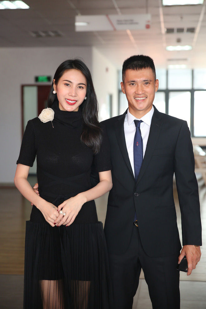 35 tuổi, tỷ phú làng bóng đá Công Vinh hiện đang làm công việc gì?