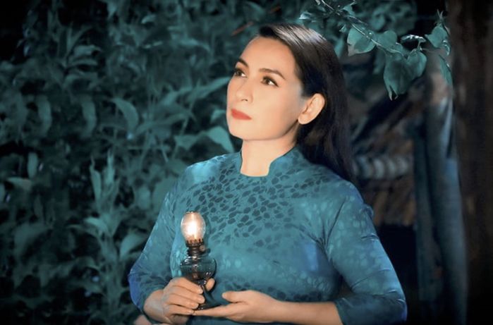 Bà Phương Hằng: Hãy tôn trọng Phi Nhung, để cô ấy được ngủ yên