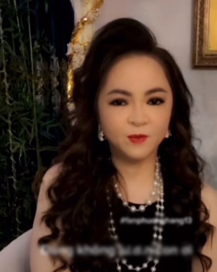 Bà Phương Hằng: Hãy tôn trọng Phi Nhung, để cô ấy được ngủ yên