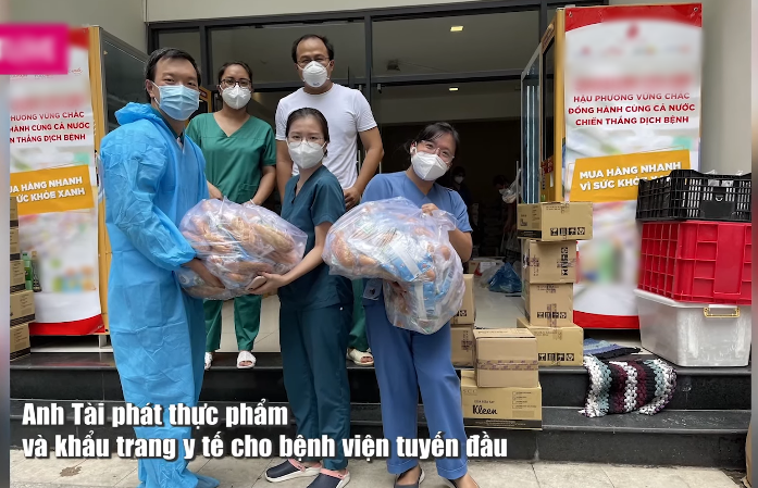 Nàng dâu số hưởng nhất VN: sinh 1 bé được 1 căn nhà, quất luôn 4 đứa