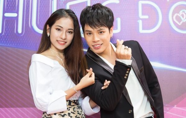 Cặp sao Đừng Như Thói Quen: Người sinh đôi, người làm bố sau 4 tháng