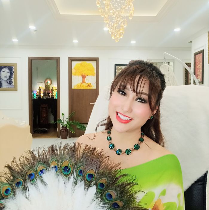 Hoa hậu Phi Thanh Vân chuyển hướng làm giảng viên dạy tâm lý