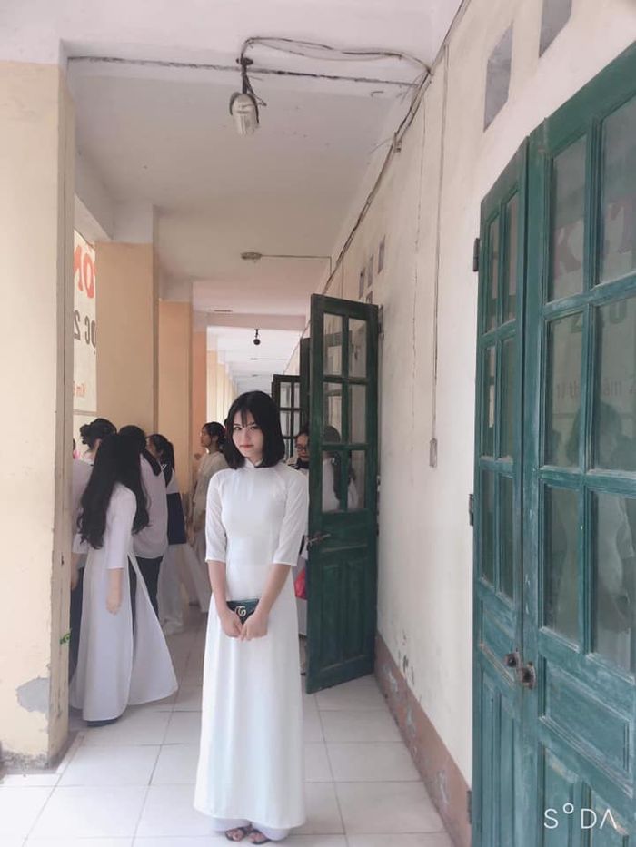 Con gái Hiệp Gà tuổi 17: Xinh như Hoa hậu, tương lai đầy hứa hẹn