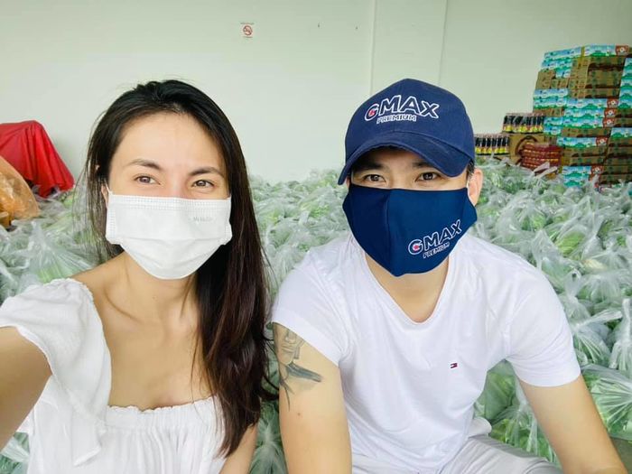 Công Vinh: Không sao kê online vì chúng tôi người thật việc thật