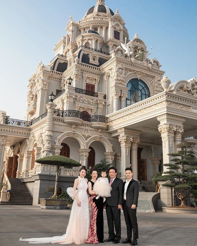 Cuộc sống như bà hoàng của cô dâu 200 cây vàng ở Nam Định