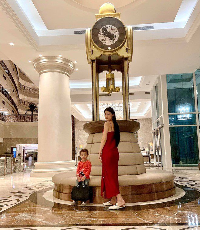 Cuộc sống của vợ chồng Kha Mỹ Vân ở Dubai: nhà đất toàn vị trí đắc địa