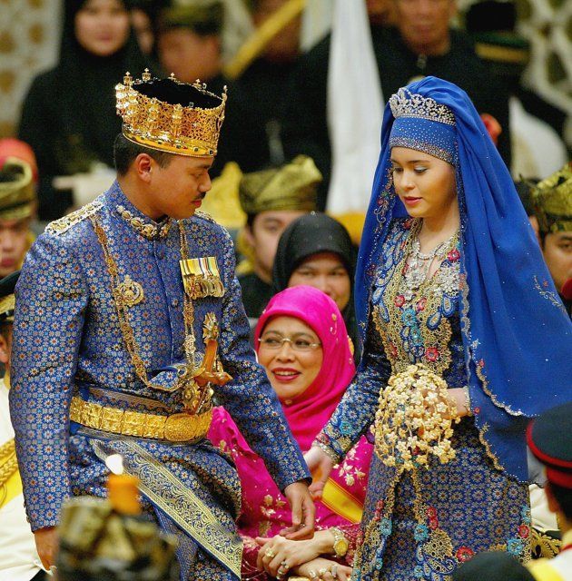 Lọ lem lấy Thái tử Brunei: Hôn lễ tốn 130 tỷ, 18 năm vẫn mặn nồng