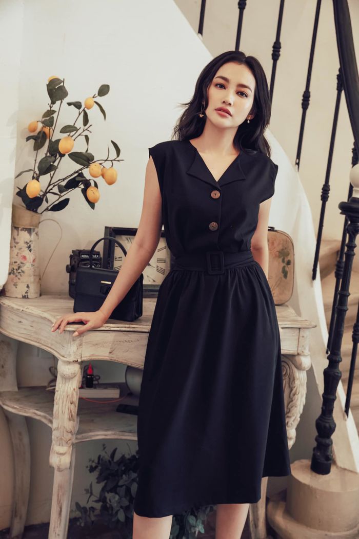 Cuộc sống của người mẫu thế hệ đầu tiên có mặt đẹp mọi góc Trúc Diễm