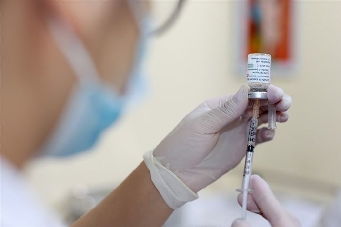 Đã tiêm vắc xin vẫn mắc Covid như thường: Đừng lơ là dù chỉ 1 phút
