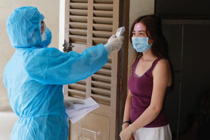 Đã tiêm vắc xin vẫn mắc Covid như thường: Đừng lơ là dù chỉ 1 phút