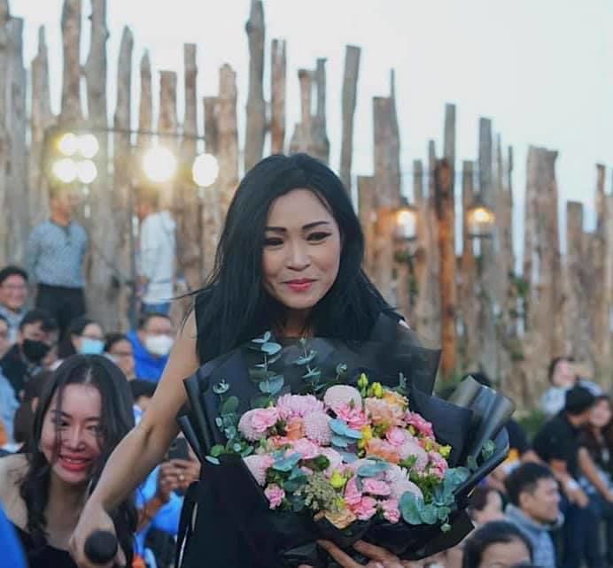 Dàm sao Đẹp Từng Centimet sau 12 năm: Hà Tăng làm dâu nghìn tỷ